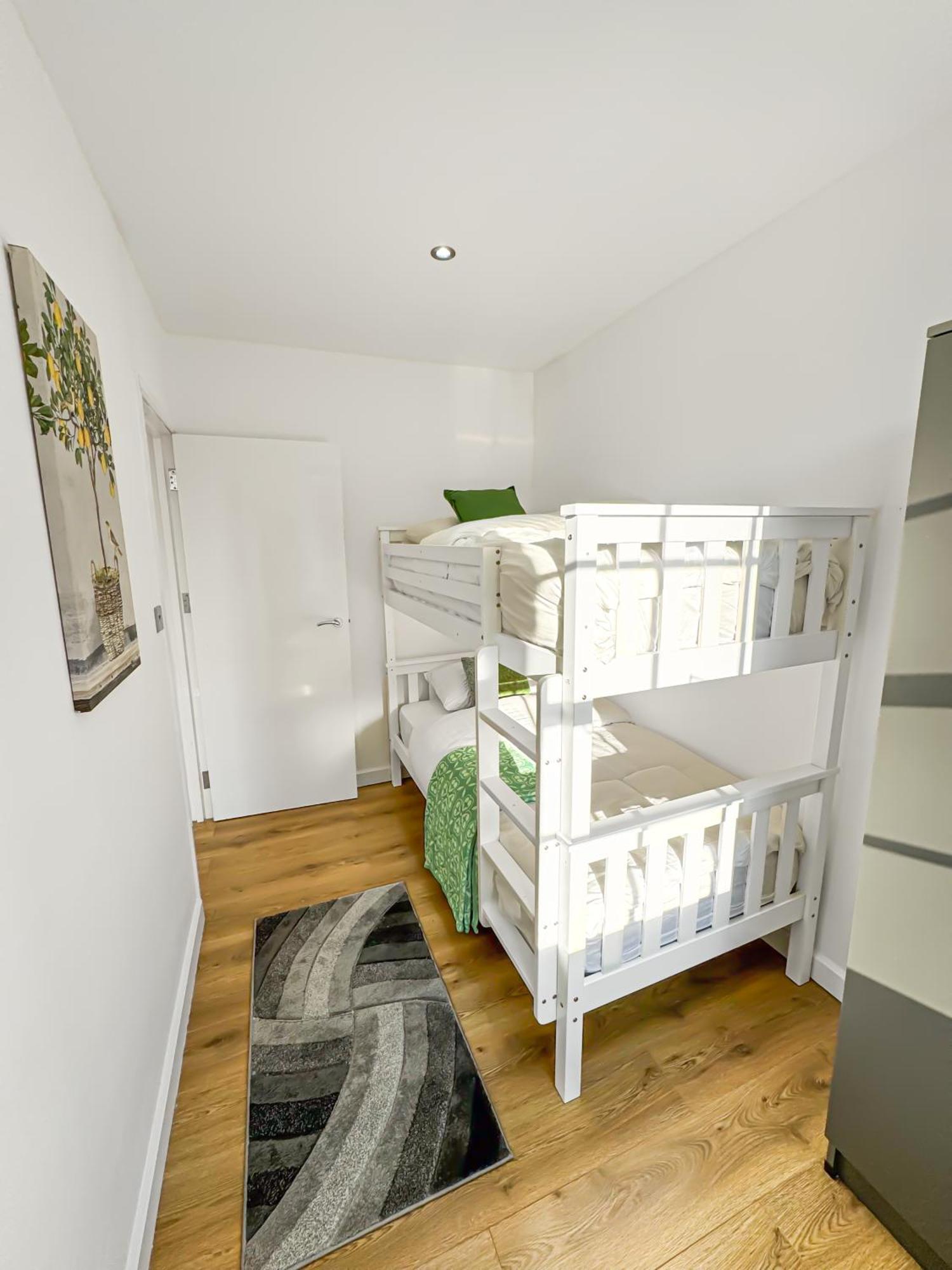 Luxury Flat For 6 - 5 Min Walk From Camden Market Hw4 London Bagian luar foto