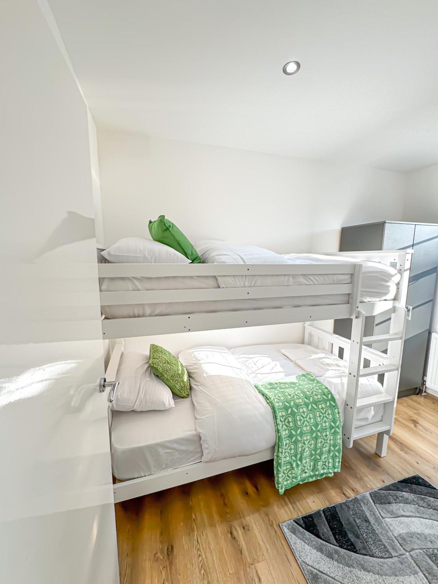 Luxury Flat For 6 - 5 Min Walk From Camden Market Hw4 London Bagian luar foto
