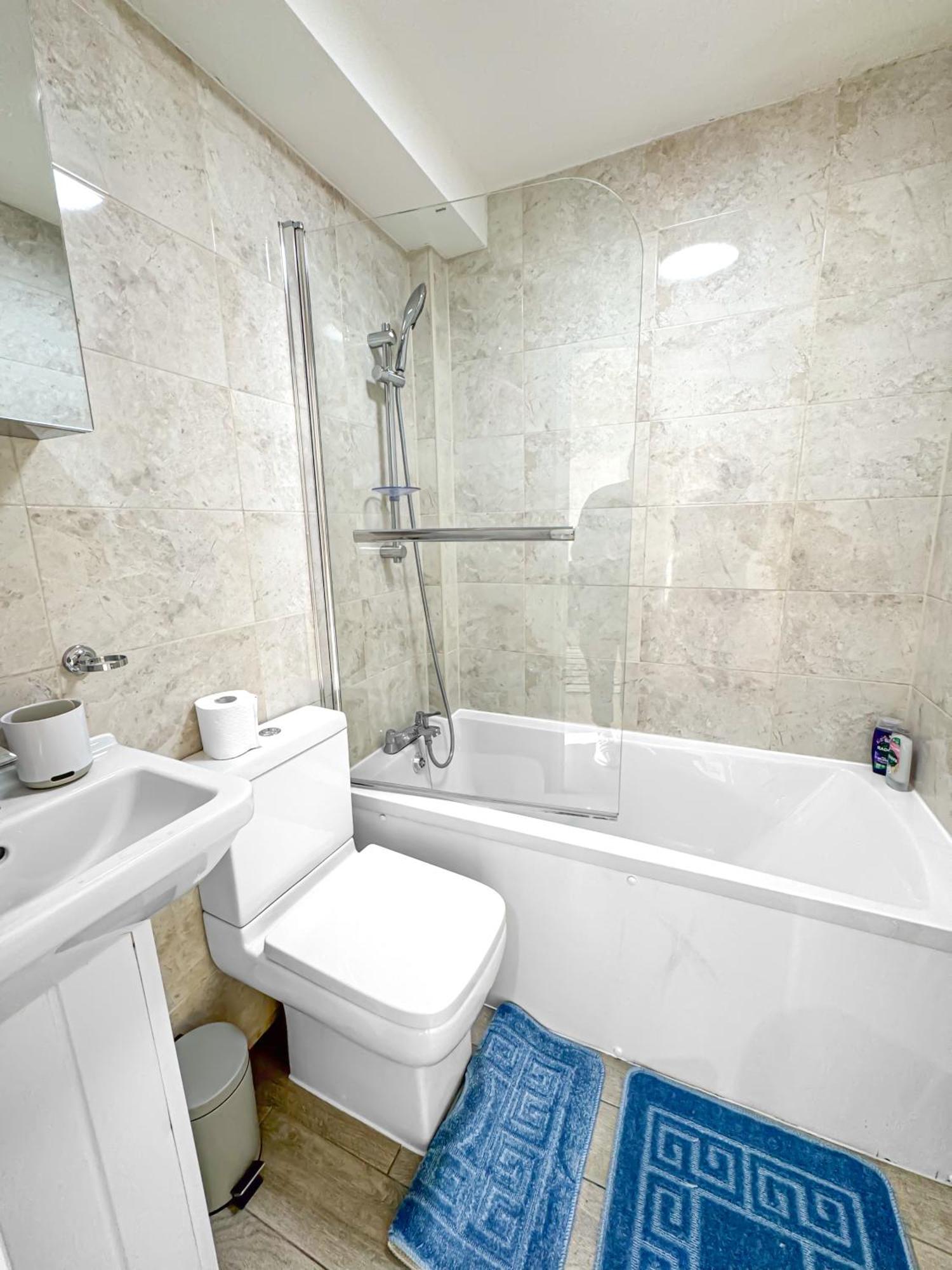 Luxury Flat For 6 - 5 Min Walk From Camden Market Hw4 London Bagian luar foto