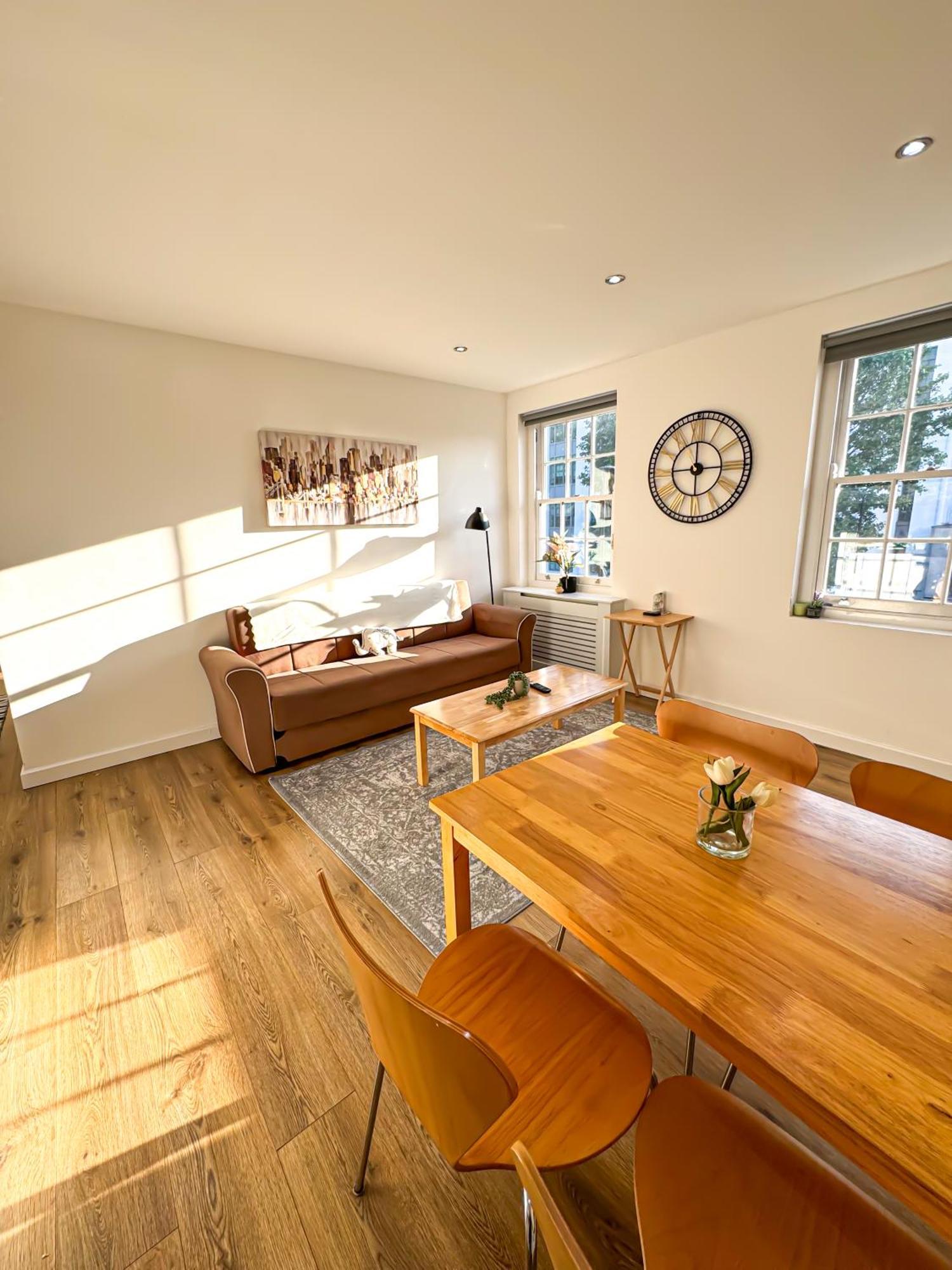 Luxury Flat For 6 - 5 Min Walk From Camden Market Hw4 London Bagian luar foto