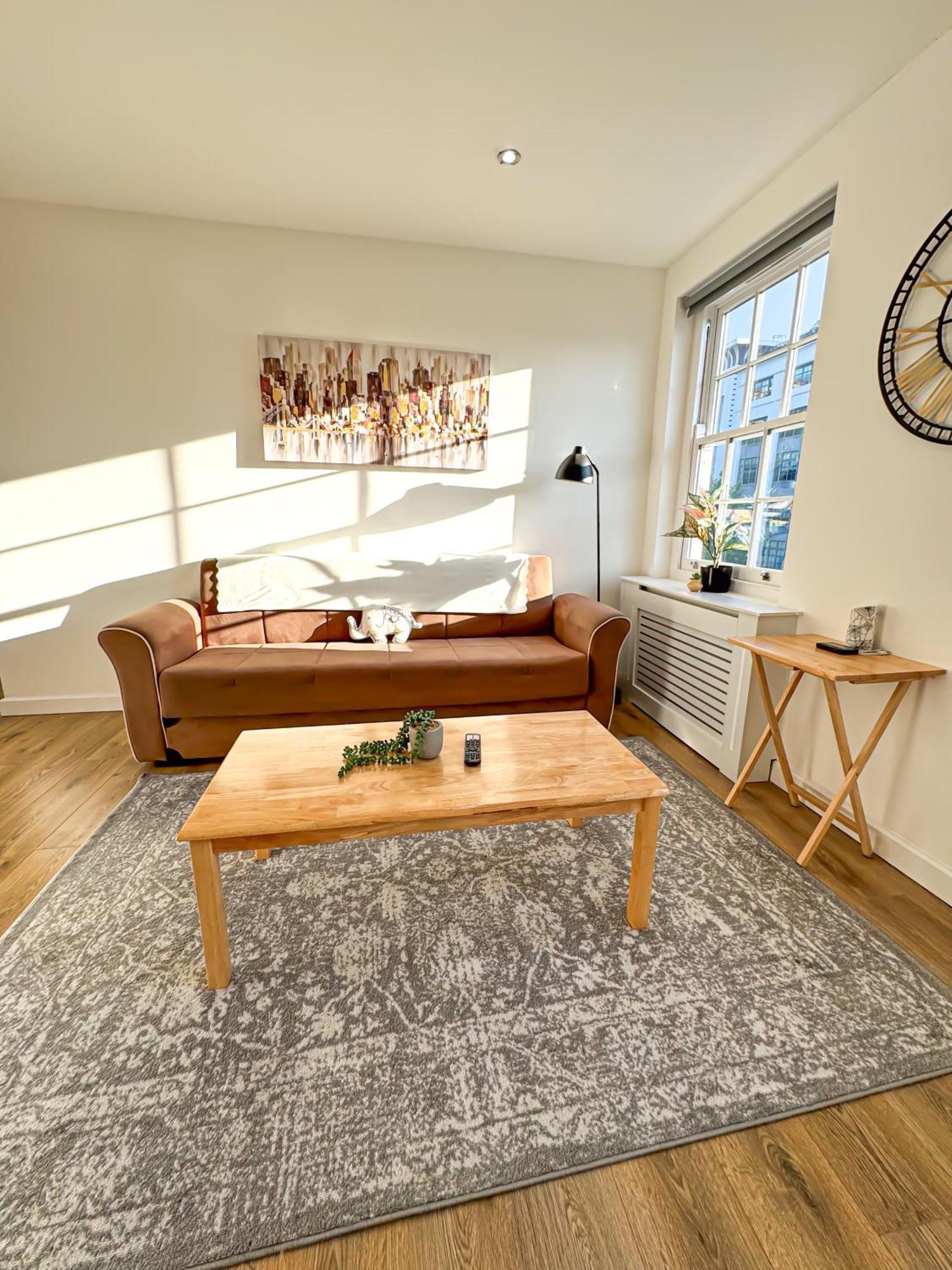 Luxury Flat For 6 - 5 Min Walk From Camden Market Hw4 London Bagian luar foto