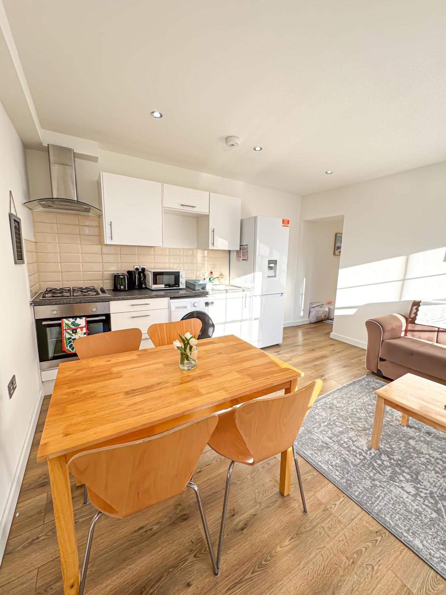 Luxury Flat For 6 - 5 Min Walk From Camden Market Hw4 London Bagian luar foto